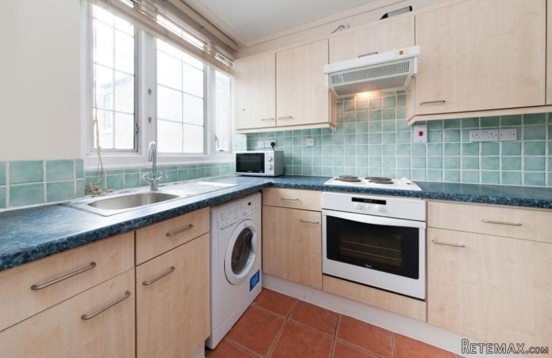 Marble Arch Apartments, Harrowby St..