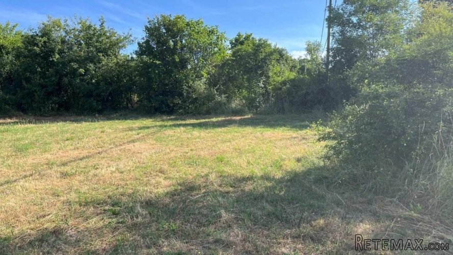 Plac 23ari u gradjevinskoj zoni,1/1,cist,ravan - 5