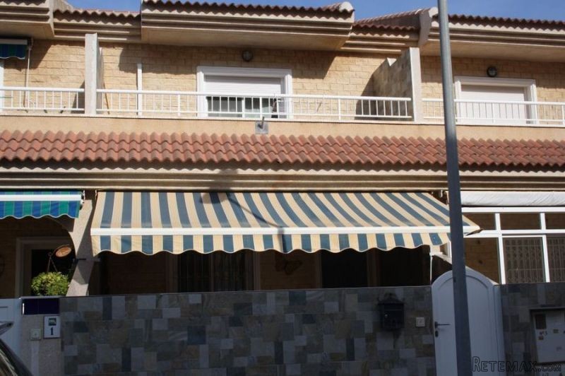 Townhouse for sale in Los Nietos - 2