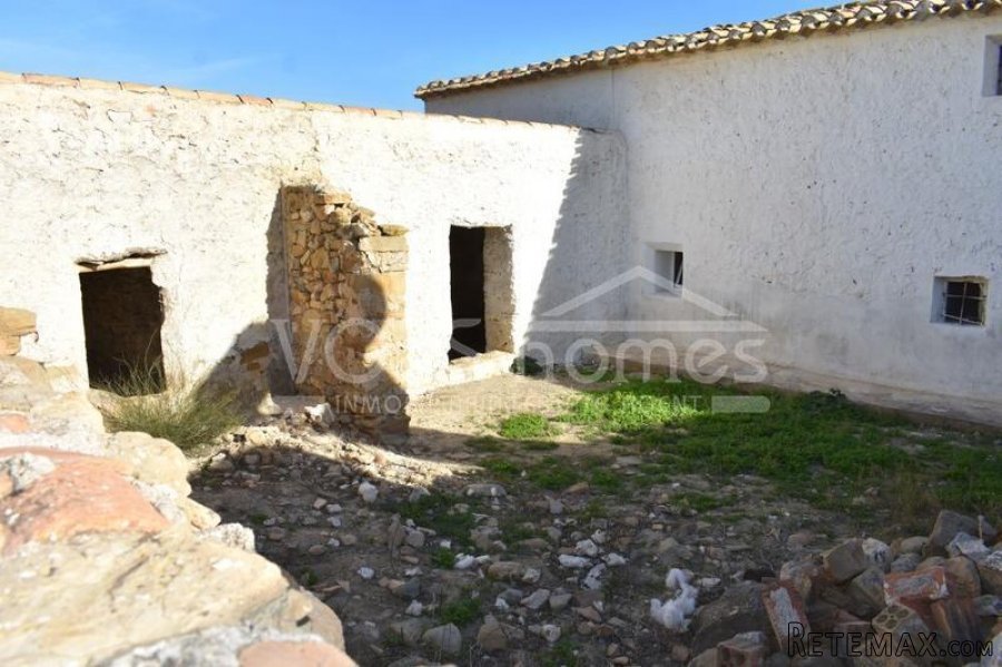 Semi Detached (but private) 2 storey country house of.. - 8