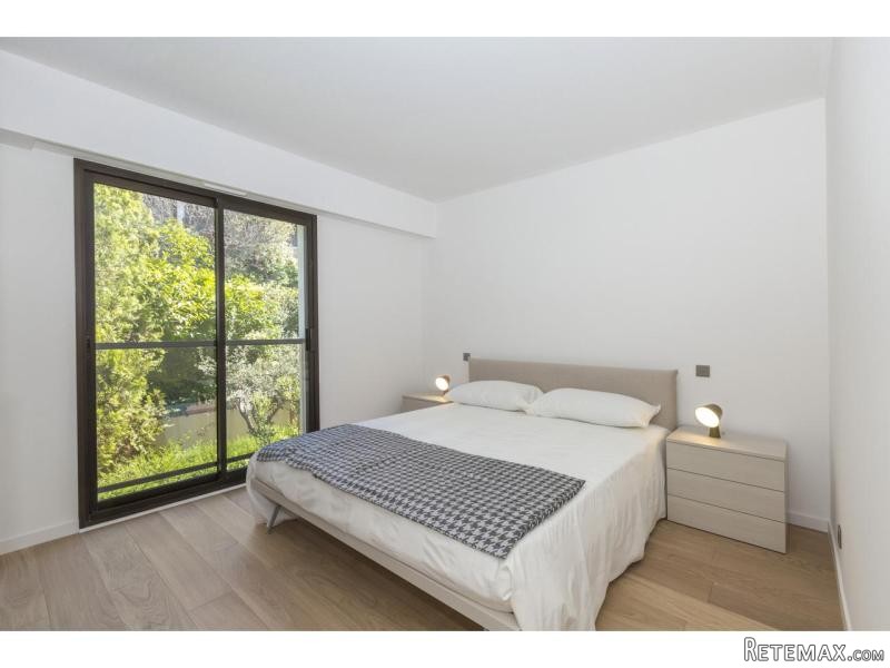 Stylish And Modern Apartment With..