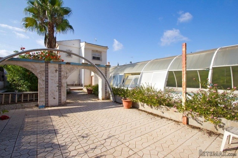 2 Bedrooms - Villa - Alicante - For Sale