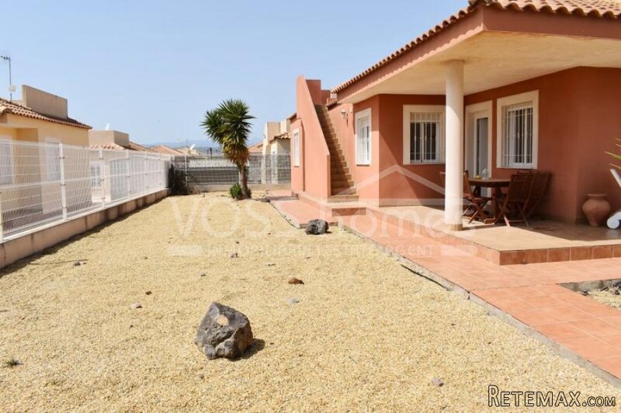 NEW & EXCLUSIVE TO VOSS HOMES - A modern, homely, well.. - 3