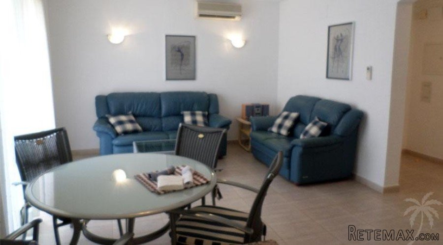 Lovely apartment on the second floor of a two-storeyed.. - 4