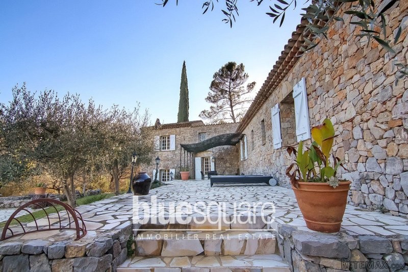 4 BEDROOM HOUSE WITH POOL IN SEILLANS - 2