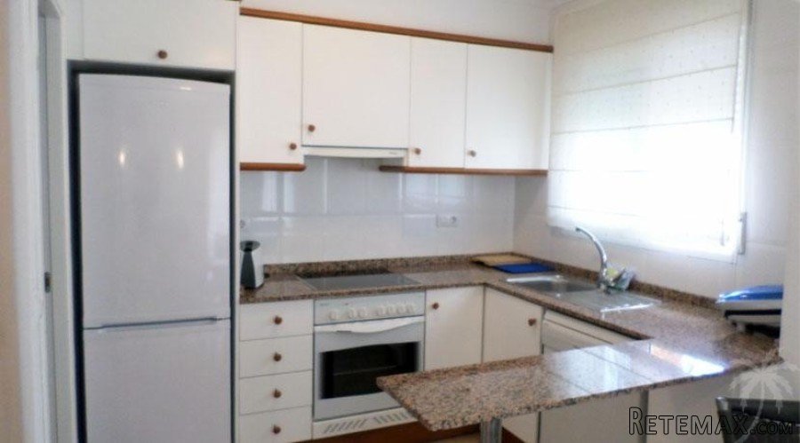 Lovely apartment on the second floor of a two-storeyed.. - 6