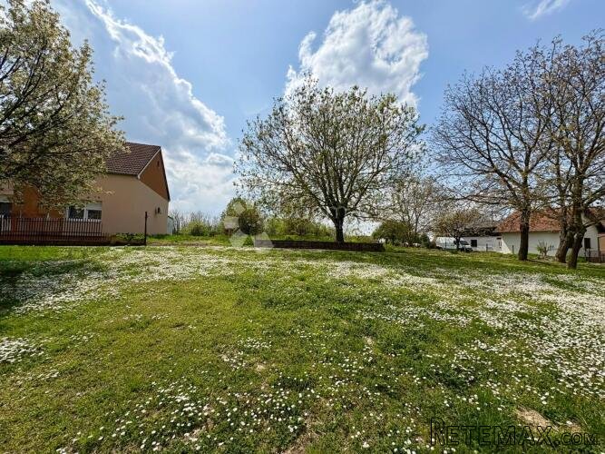 Plac 800m2 Vukovar - Mitnica, idealno za kuću