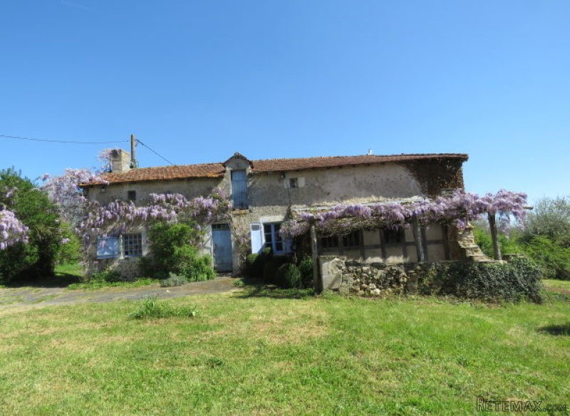 Farmhouse and barn - full of character..