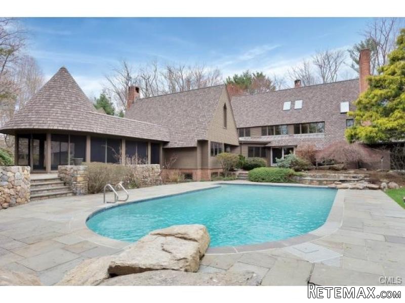 5 bedroom House For Sale: 7 RIDGE ROAD..