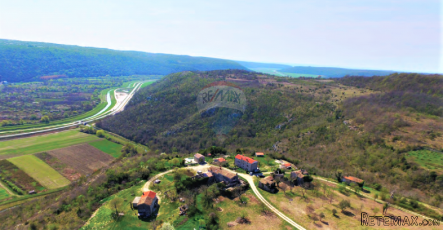Istra,Grožnjan-Impozantno imanje za investiciju - 2