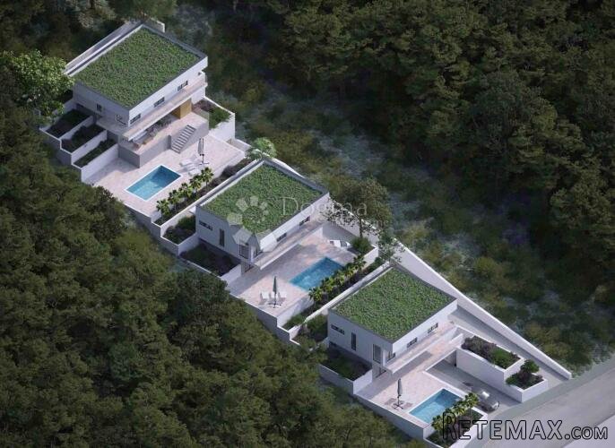 Građevinsko zemljište s projektom vile i bazenom – Novigrad - 3