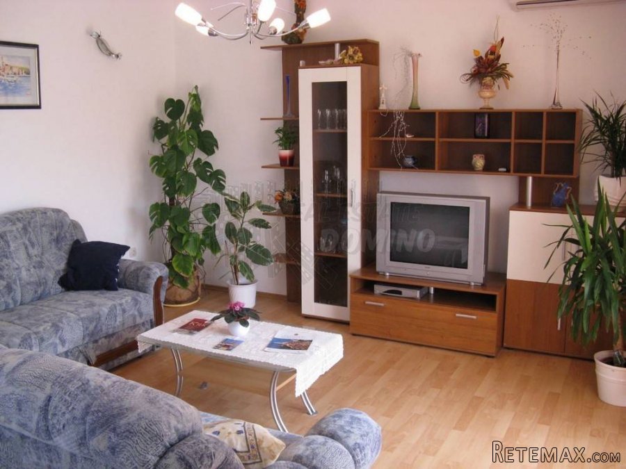 Grad Krk-apartmanska kuća za investiciju! - 3
