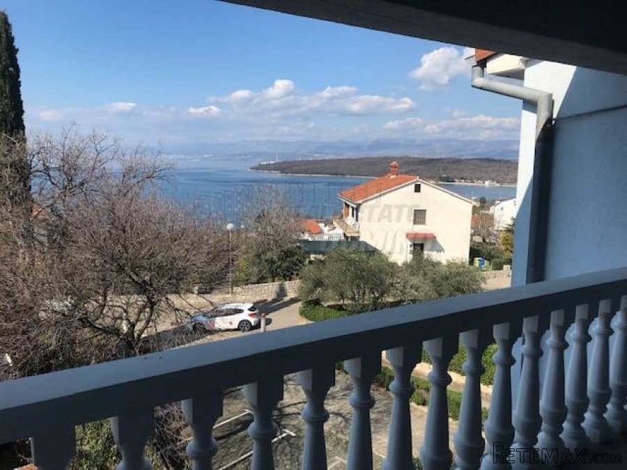 Apartman s prekrasnim pogledom na more!! Njivice!
