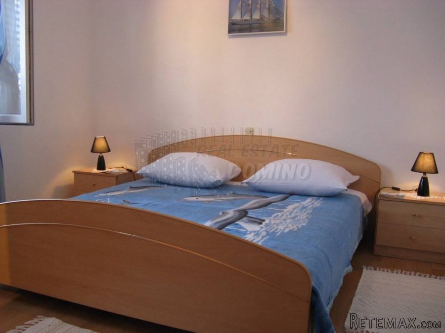 Grad Krk-apartmanska kuća za investiciju! - 5