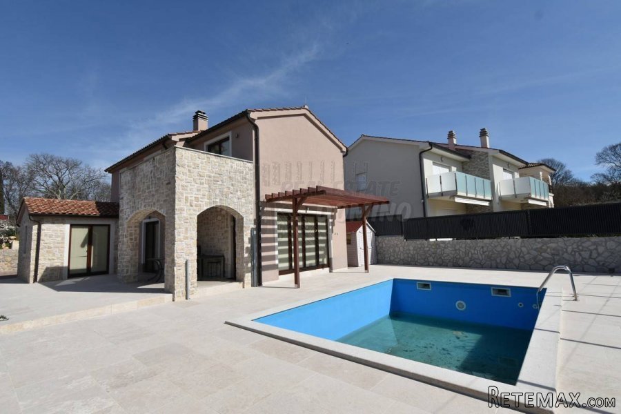Prekrasna mediteranska vila s bazenom! Otok Krk!