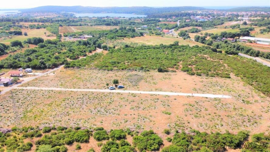 Istra, Banjole- poljoprivredno zemljište 2km od mora, POLJO - 2
