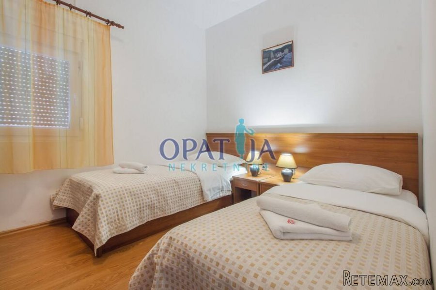 Murter/okolica, hotel prvi red do mora - 3