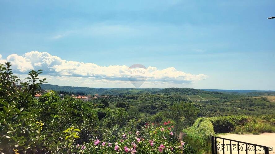 Istra, Buje, građevinsko zemljište s predivnim pogledom