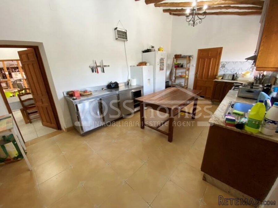 EXCLUSIVE TO VOSS HOMES - AN UP AND RUNNING B&B / GUEST.. - 18