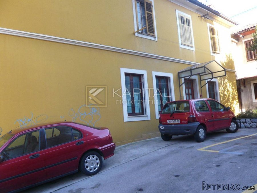 Rijeka Banderovo, kuća za P.P. i stanovanje! - 2