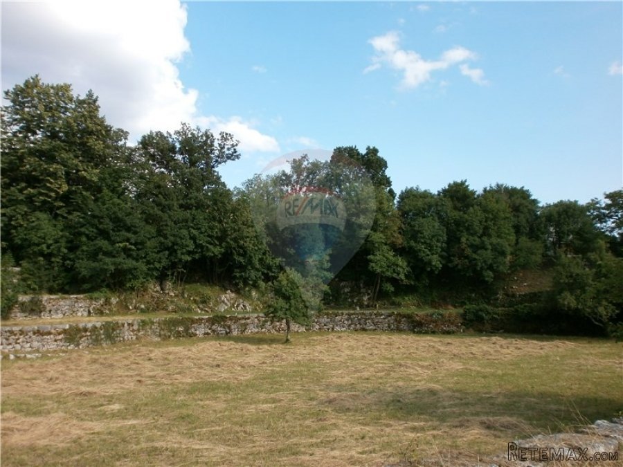 JUŠIĆI - GRAĐEVINSKI TEREN - 4.122 m2 - 4