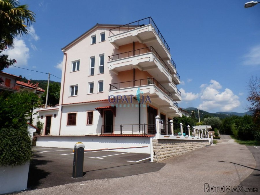Lovran stan s panoramskim pogledom na odličnoj poziciji - 4