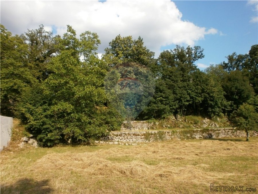 JUŠIĆI - GRAĐEVINSKI TEREN - 4.122 m2 - 5