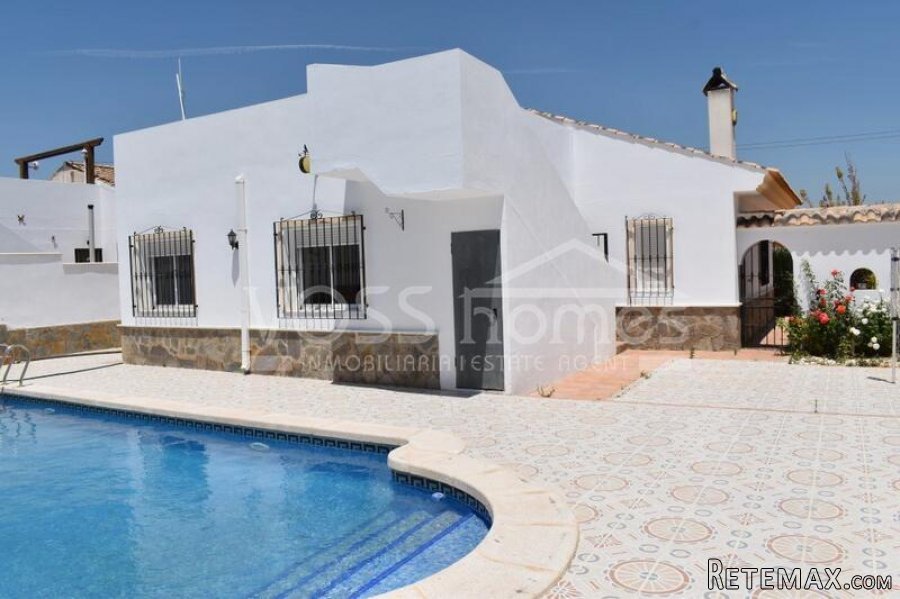 NEW & EXCLUSIVE TO VOSS HOMES - A spacious, light & airey.. - 5