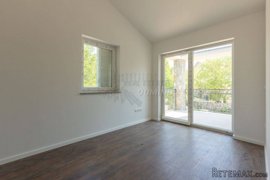 Prekrasna dvojna kuća sa okućnicom-okolica Dobrinja! - 7