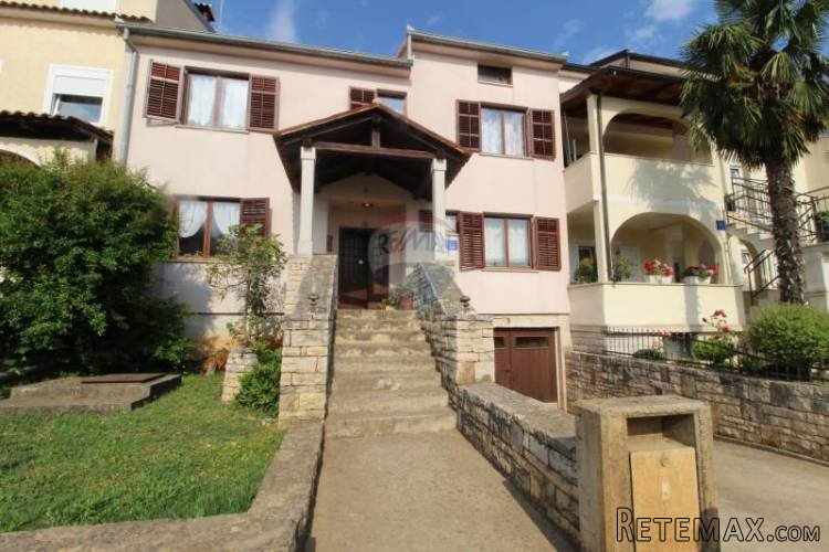 FUNTANA, KUĆA SVEGA 200M OD MORA