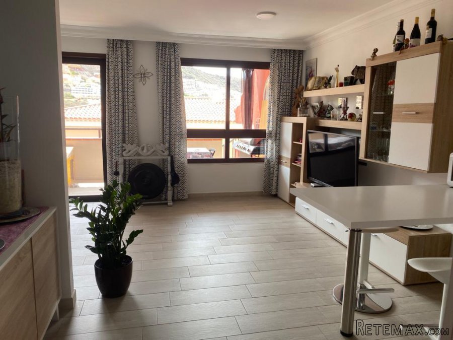 Townhouse in Madroñal. It consists of a living room.. - 3