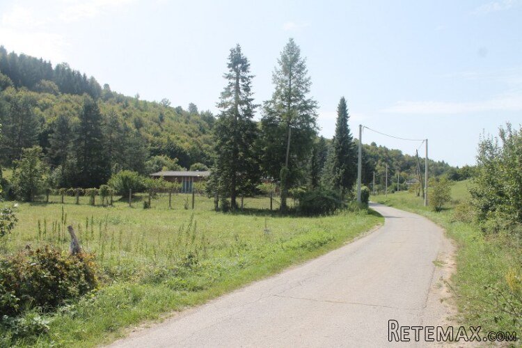 Zemljište za izgradnju kuće ili vikendice