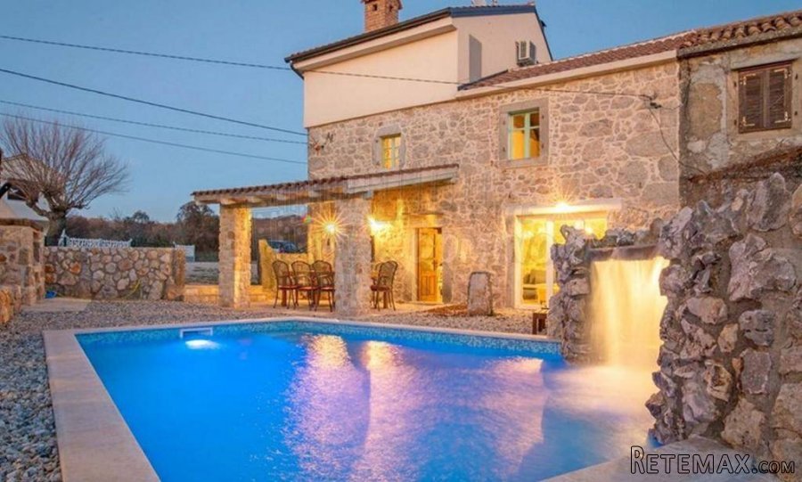 Prekrasna renovirana stara kamena kuća! Otok Krk!