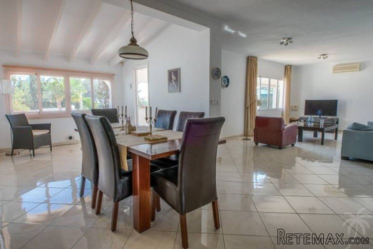 Single storey villa with private pool in Alfaz del Pi. This.. - 6