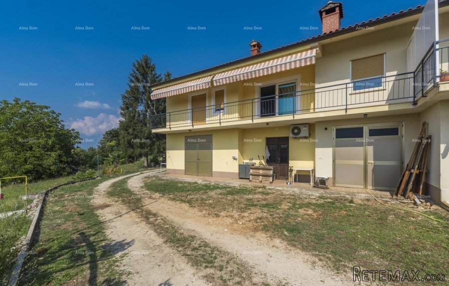 Novo u ponudi, kuca na velikom zemljistu. +385 91 611.. - 2