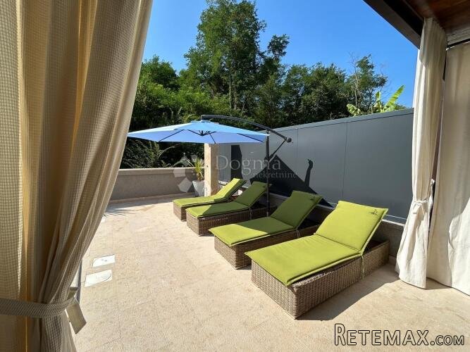 Otok Krk Dobrinj villa s bazenom - 2