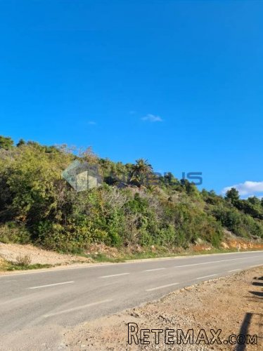 Vis, stara kamena kuća 40 m2 sa zemljištem 9.000 m2 - 7