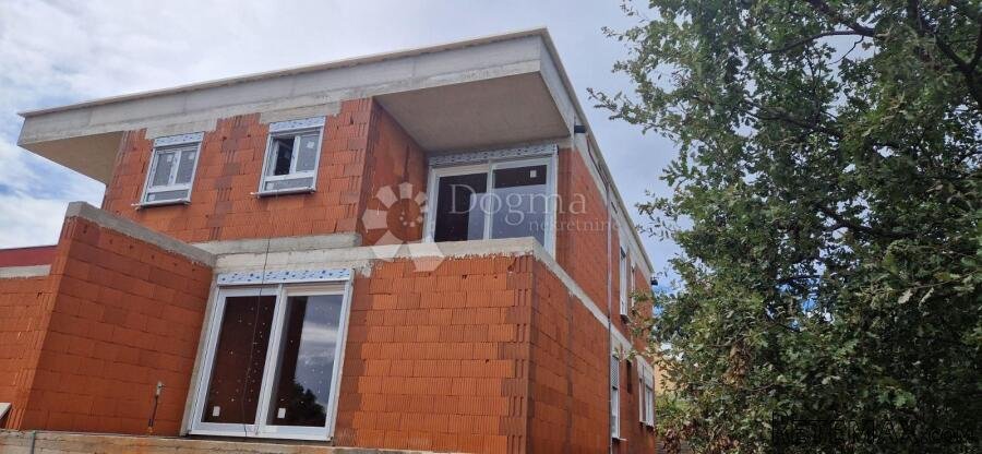 NOVOGRADNJA 1. KAT POGLED MORE - LIŽNJAN
