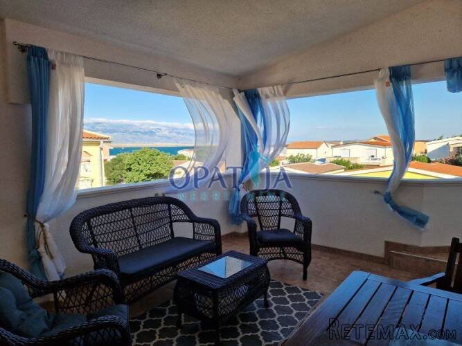 Vir, kuća sa 4 apartmana s pogledom na more