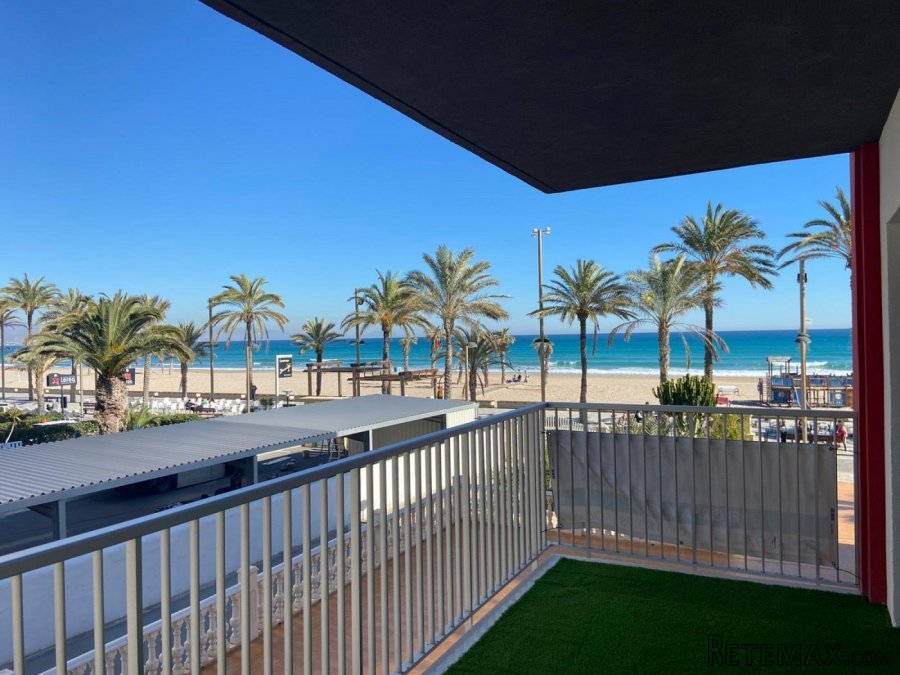 Increíble apartamento totalmente reformado con una terraza.. - 3