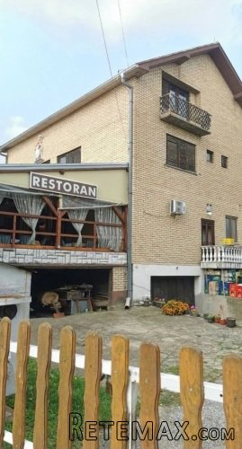 Kuca sa restoranom u Irigu - 5