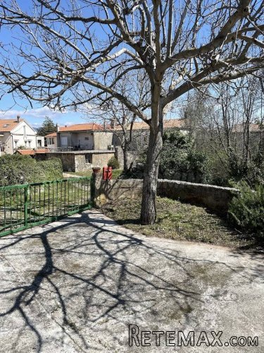 Lijepa kuća s puno potencijala! Otok Krk! - 2