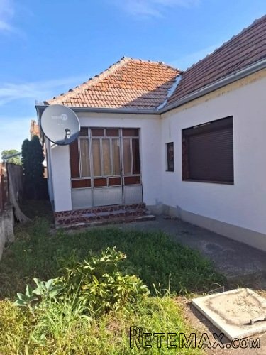 Kuća na prodaju u Farkaždinu-Zrenjanin