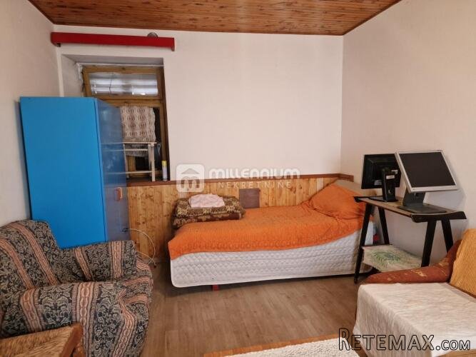 Klana, 160m2, kuća u nizu, garaža, okućnica