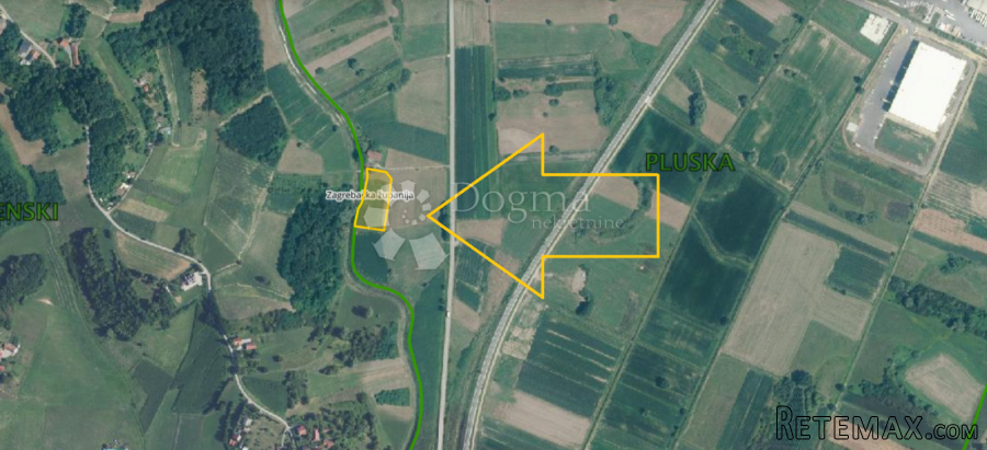 Zemljište 3.766m² u Luki nadomak glavne ceste prema Kupljeno - 3