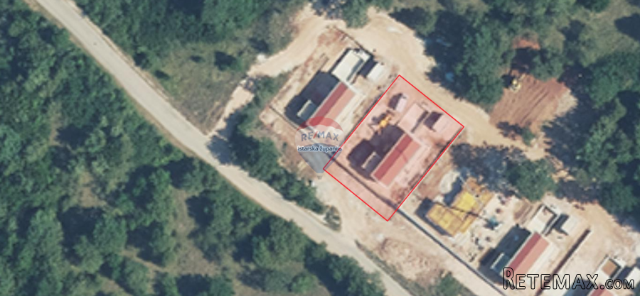 Istra, Labin - nova villa s bazenom i velikom okućnicom