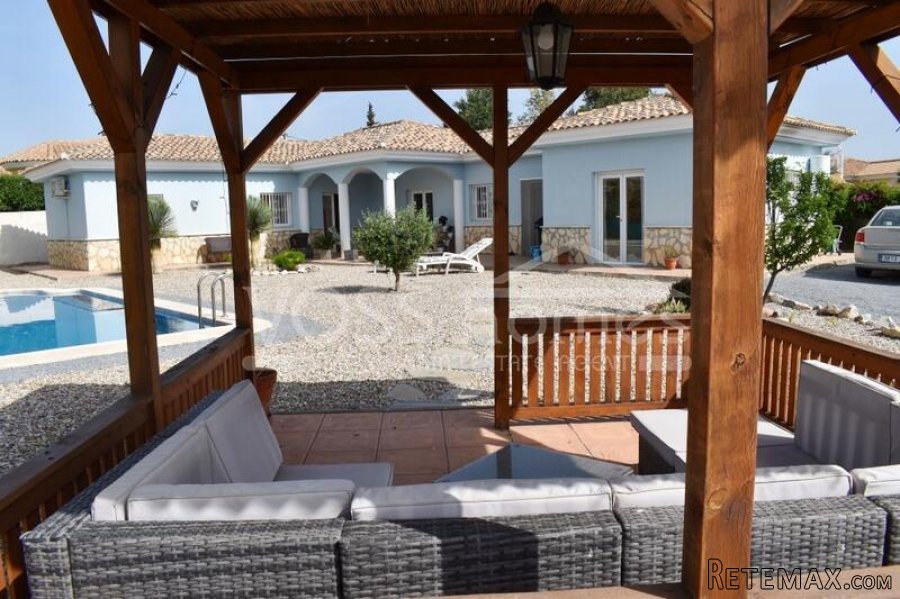 NEW & EXCLUSIVE LISTING FOR VOSS HOMES - A larger than.. - 2