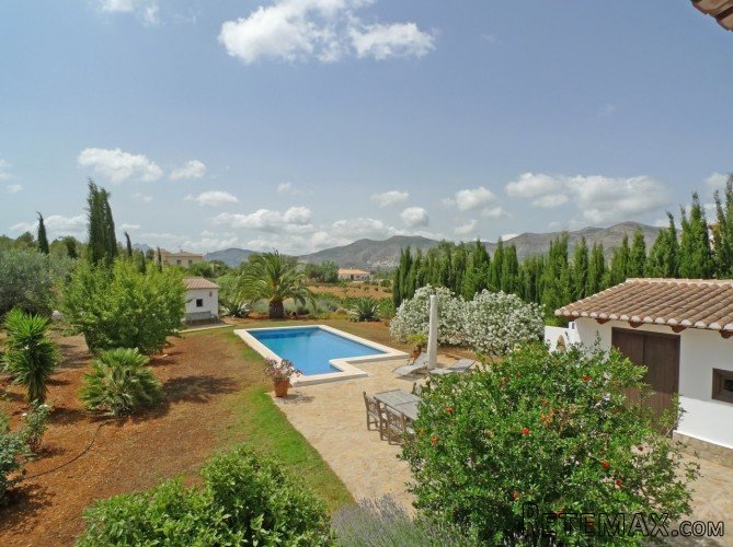 Two storey finca for sale near Lliber on a flat plot of.. - 2