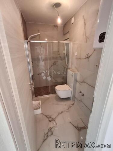 Odličan apartman u novogradnji u Palitu - 3