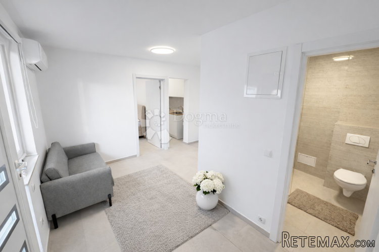 Stan 690 € – sve uključeno (režije + internet)